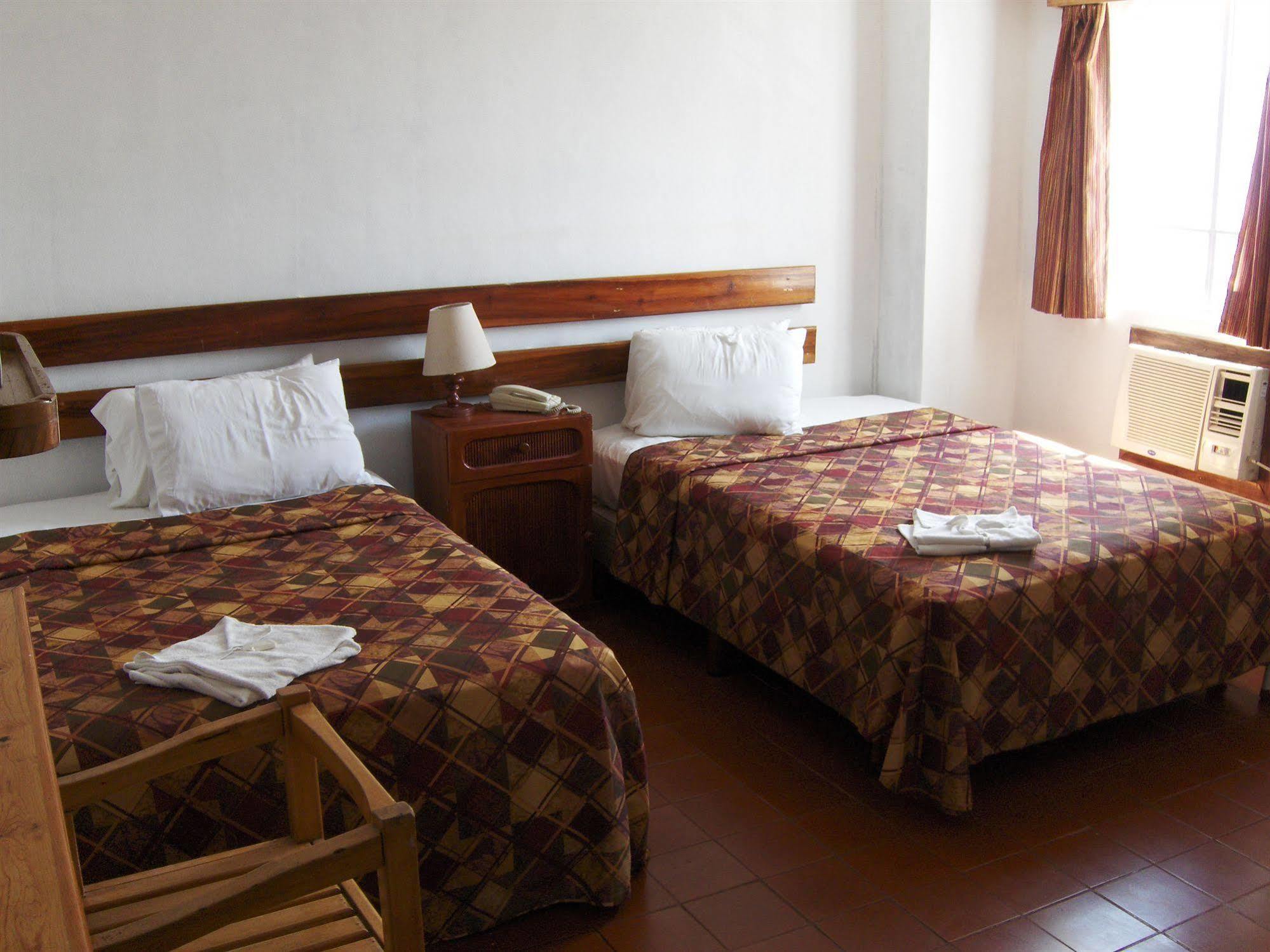 Hotel Alux קנקון מראה חיצוני תמונה